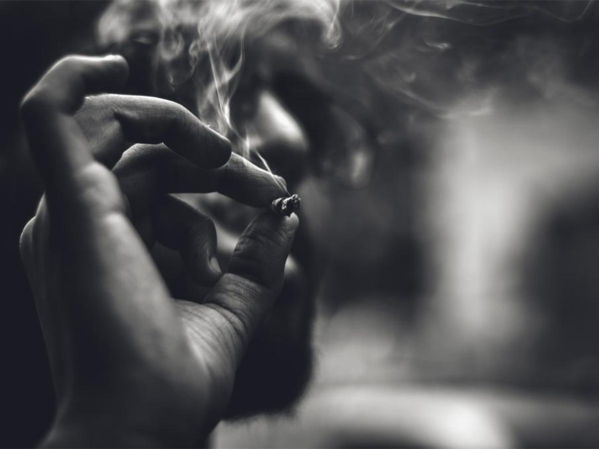 come aiutare un figlio con dipendenze